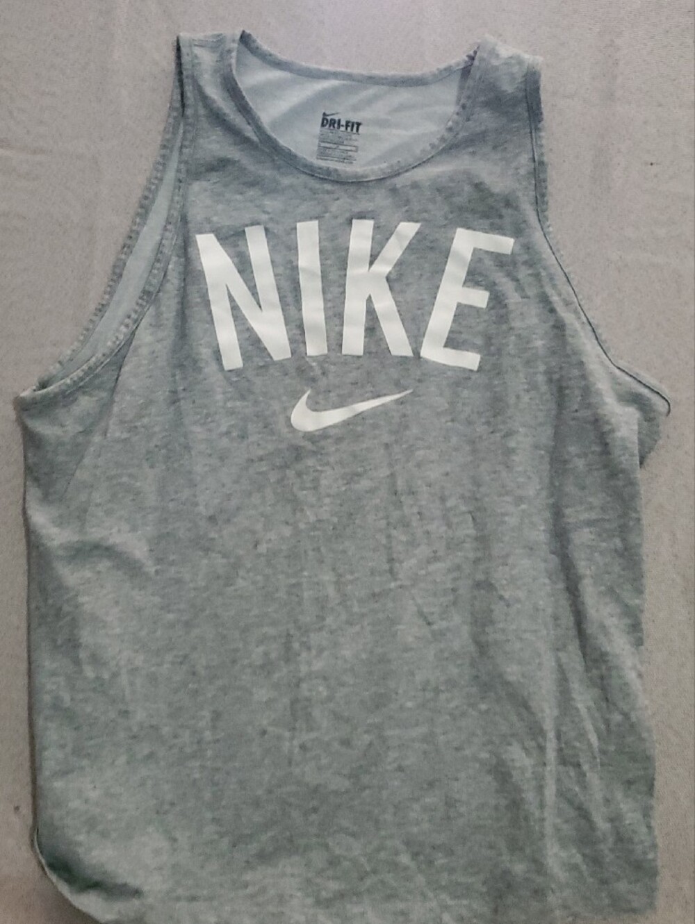 Nike Women's Assorted Top Lot - Orange, Light Blue, Plum, Gray, Dark Green - Picture 6 of 11